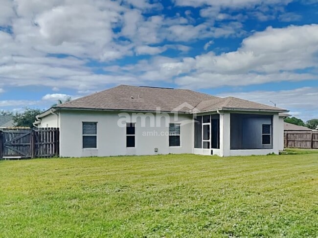 Building Photo - 7505 Fringe Pl