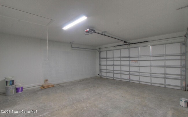 Building Photo - 1048 Hunt St NW