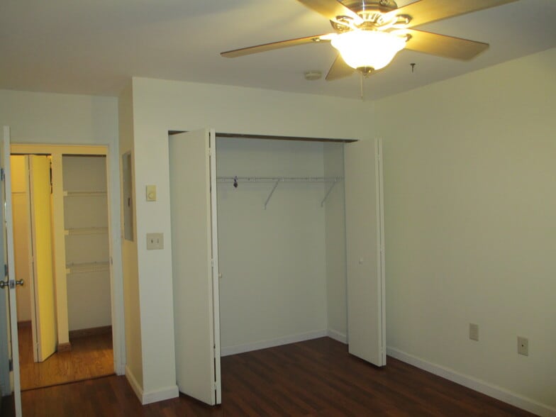 Building Photo - 148 Breakwater Dr