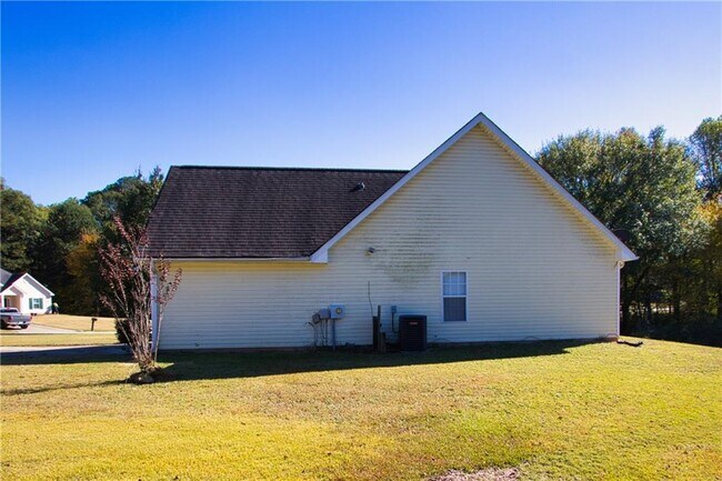 Building Photo - 413 Vista Way