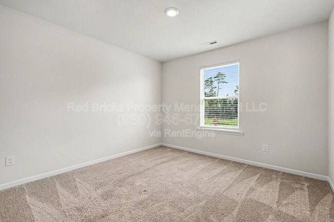 Building Photo - 6018 Weddington Pointe Dr