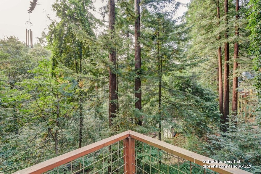 Building Photo - 17363 Park Ave