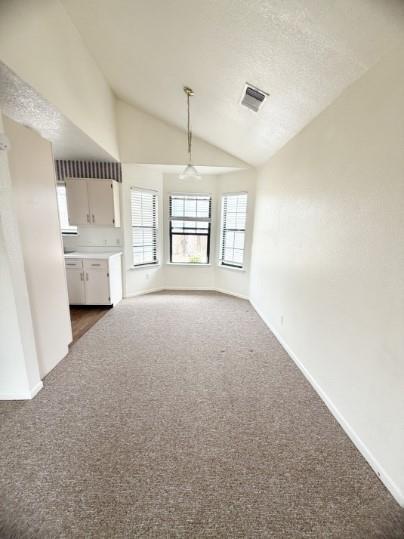 Building Photo - 728 W San Antonio St