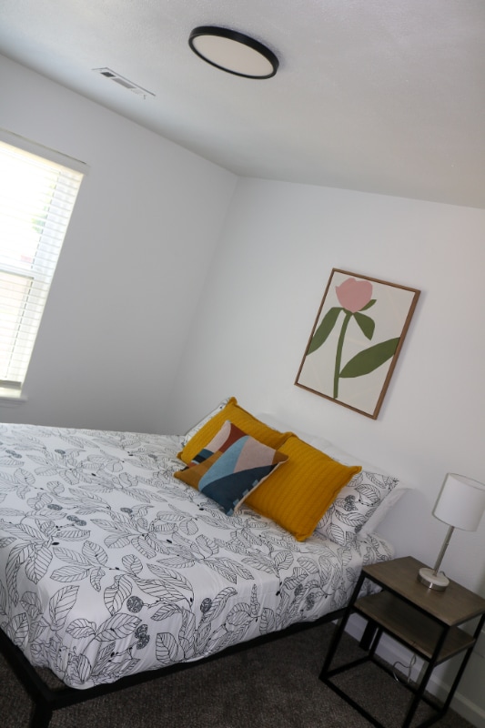 Building Photo - 617 W Moan Pl