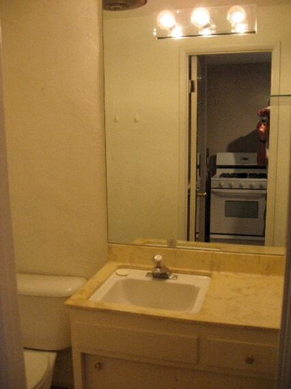 bathroom - 3504 Columbia St