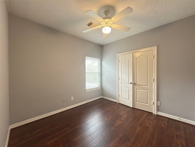 Building Photo - 10906 Panther Ct