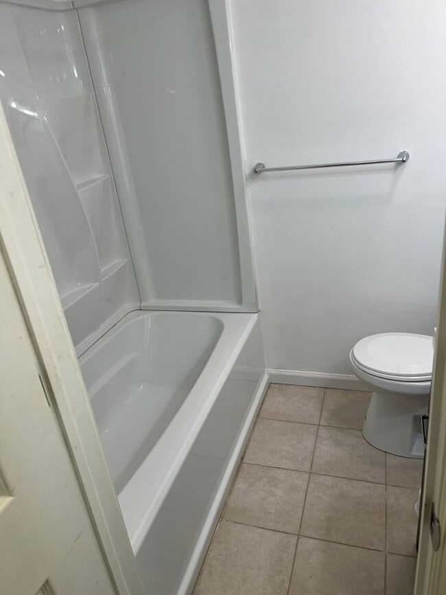 Building Photo - Condo in Pike Creek