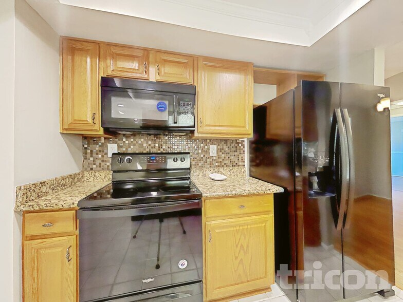 Building Photo - 8108 Chickasaw Ln