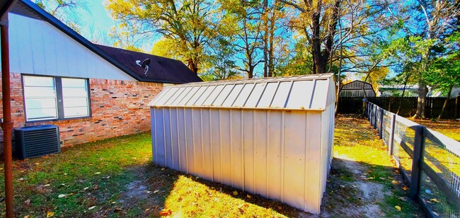 Building Photo - Nostalgic Charm Awaits - Spacious Home on ...