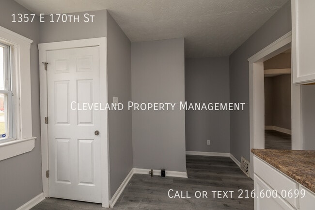 Building Photo - 1357 E 170th St