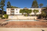 Building Photo - 2940 N Verdugo Rd