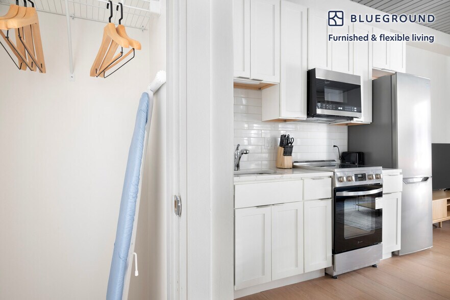 Building Photo - 44 Bromfield St