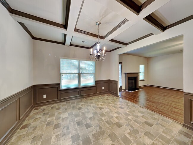 Building Photo - 658 Sweet Ashley Way