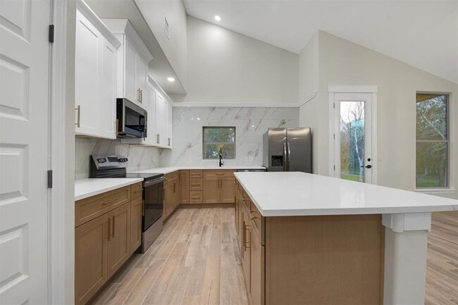 Building Photo - 346 Nene Ln