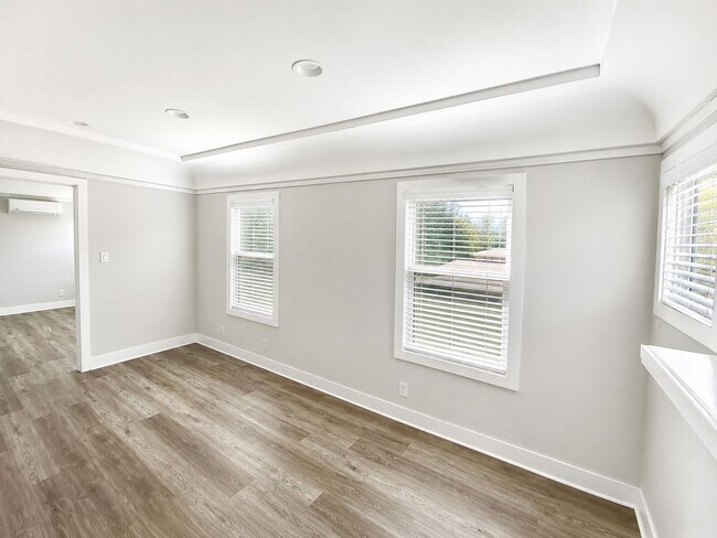 Building Photo - 88 S.Allen Ave