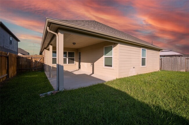 Building Photo - 3427 Avary River Ln