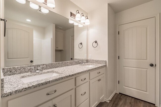 Building Photo - 437 Chalk Hill Ct