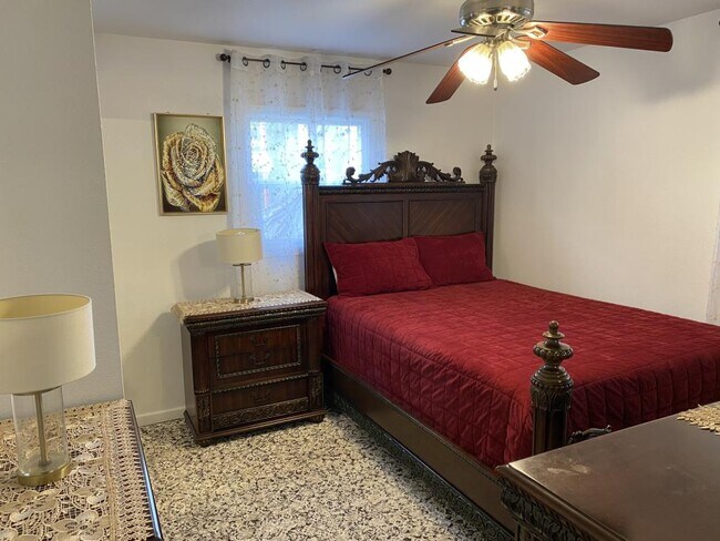 Building Photo - 5254 San Jacinto Pl