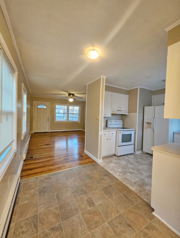 Building Photo - 2307 Maywood St