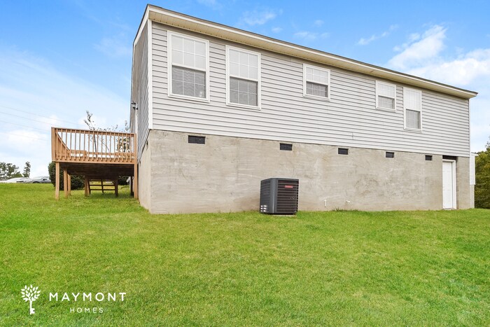 Building Photo - 211 Petworth Dr
