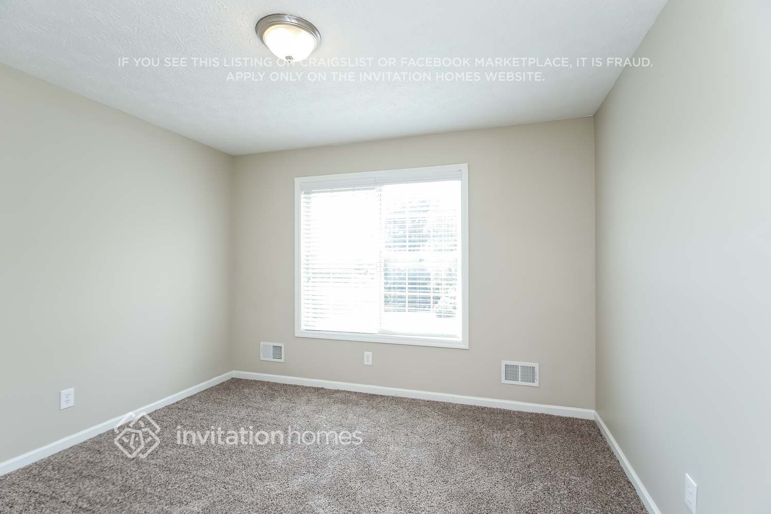 Building Photo - 2485 Misty Hollow Ln