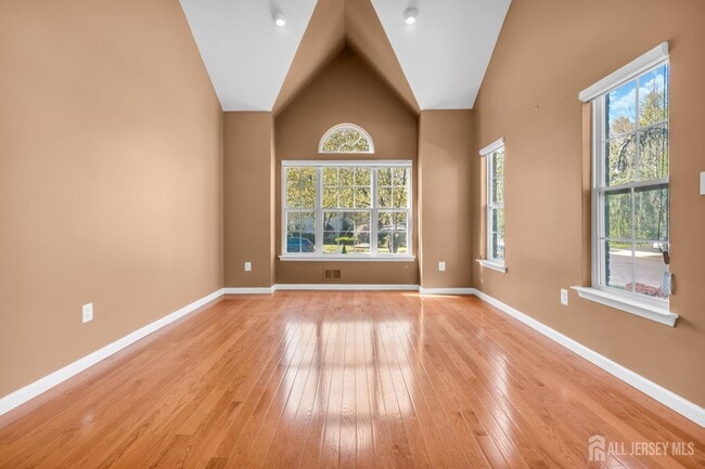 Building Photo - 1 Johnson St