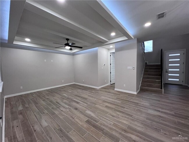 Building Photo - 36 N Crown Point