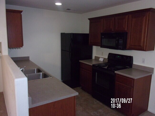 Building Photo - 4631 S Swadley Ct