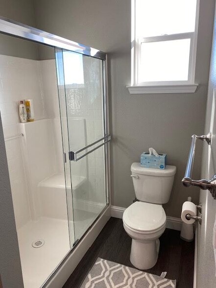 Building Photo - 880 Congaree Ln