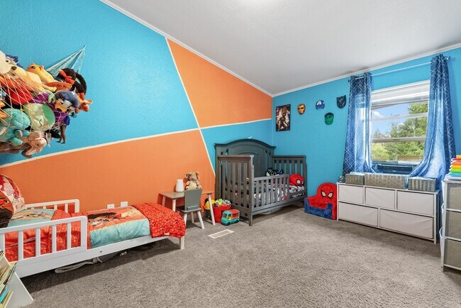 Building Photo - Updated and Spacious 3 bedroom in Timberlakes