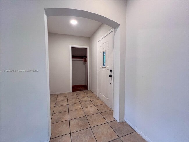 Building Photo - 500 Perugia Ave