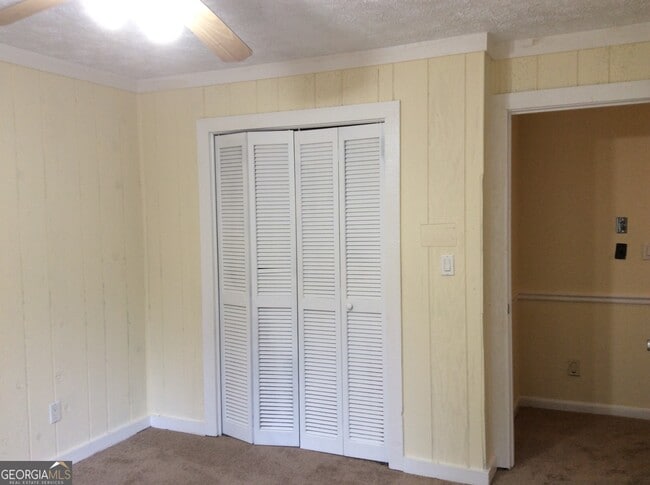 Building Photo - 5022 Rock Springs Rd