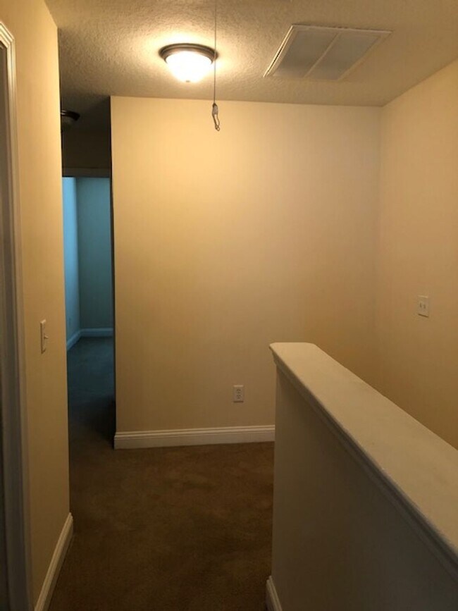 Building Photo - Spacious Two Story, Quiet Neighborhood