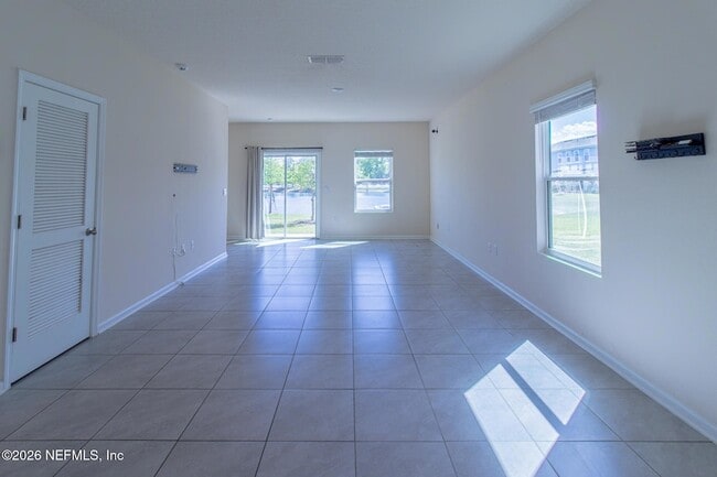 Building Photo - 890 Observatory Pkwy