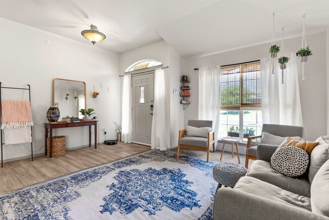 Building Photo - 5402 Birmingham Cir