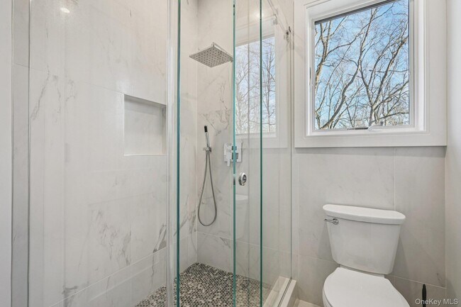 Building Photo - 400 Phillips Hill Rd