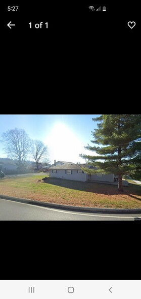 Primary Photo - 316 N Hill St