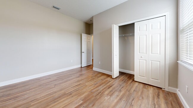 Floorplan - Eleven Oaks