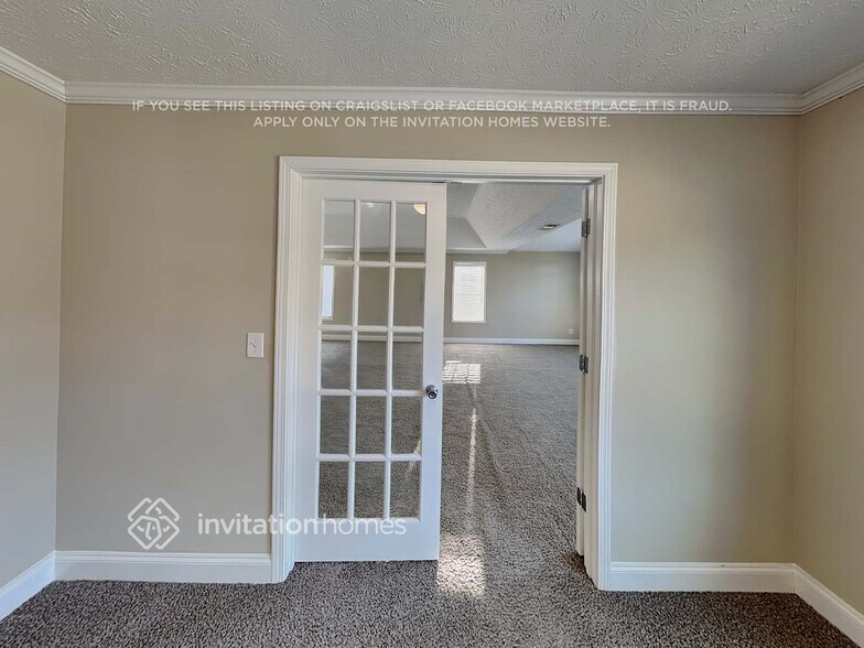 Building Photo - 341 Paper Woods Dr