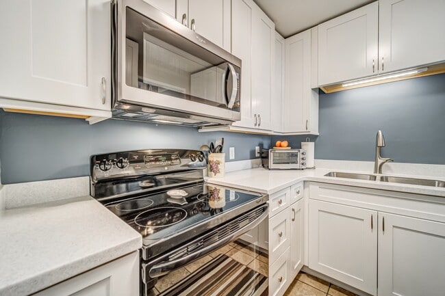 Building Photo - 601 Boyd Mill Ave