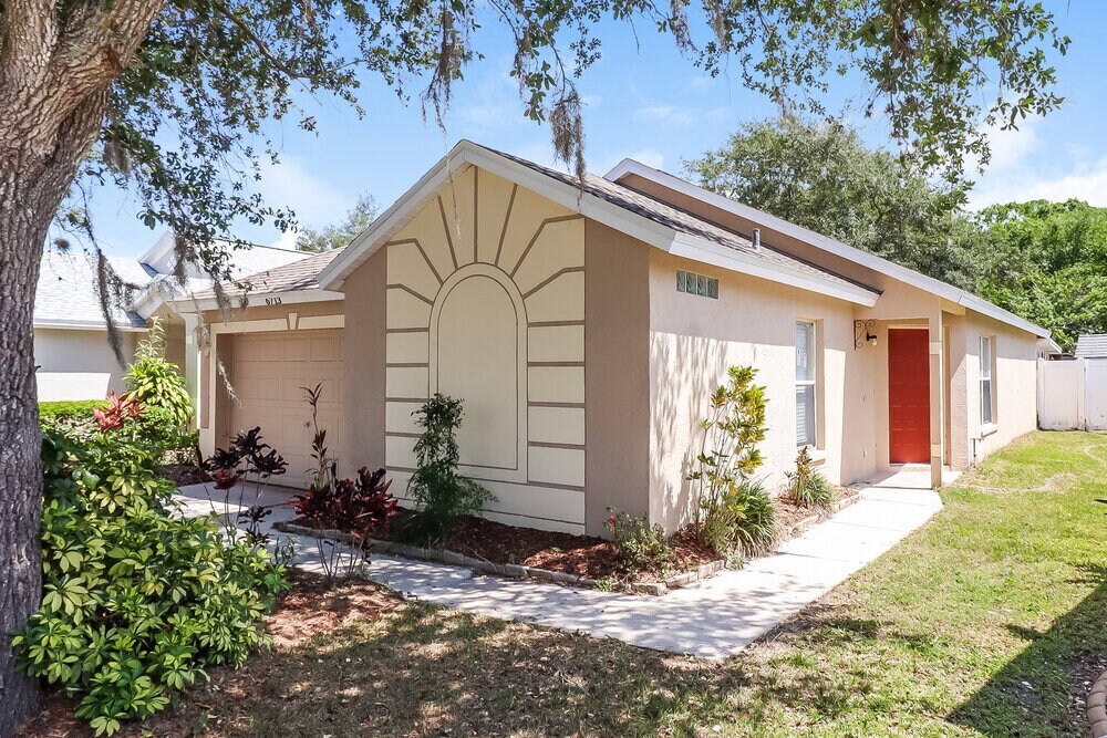 Building Photo - 6713 Summer Cove Dr