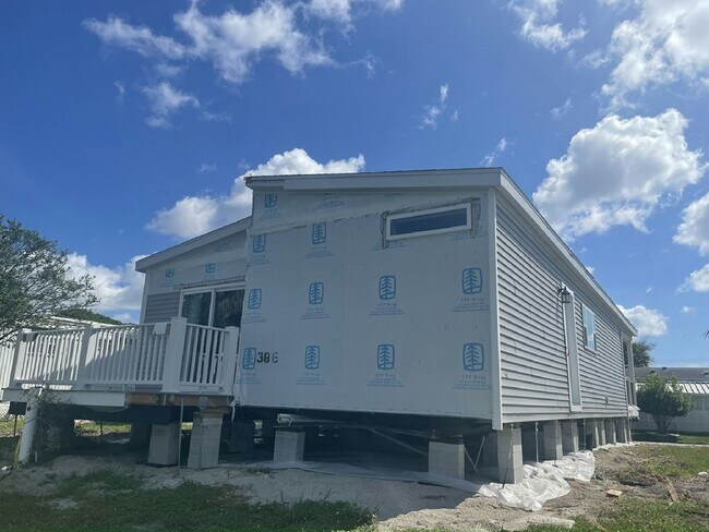 Building Photo - 6951 41st Ave N
