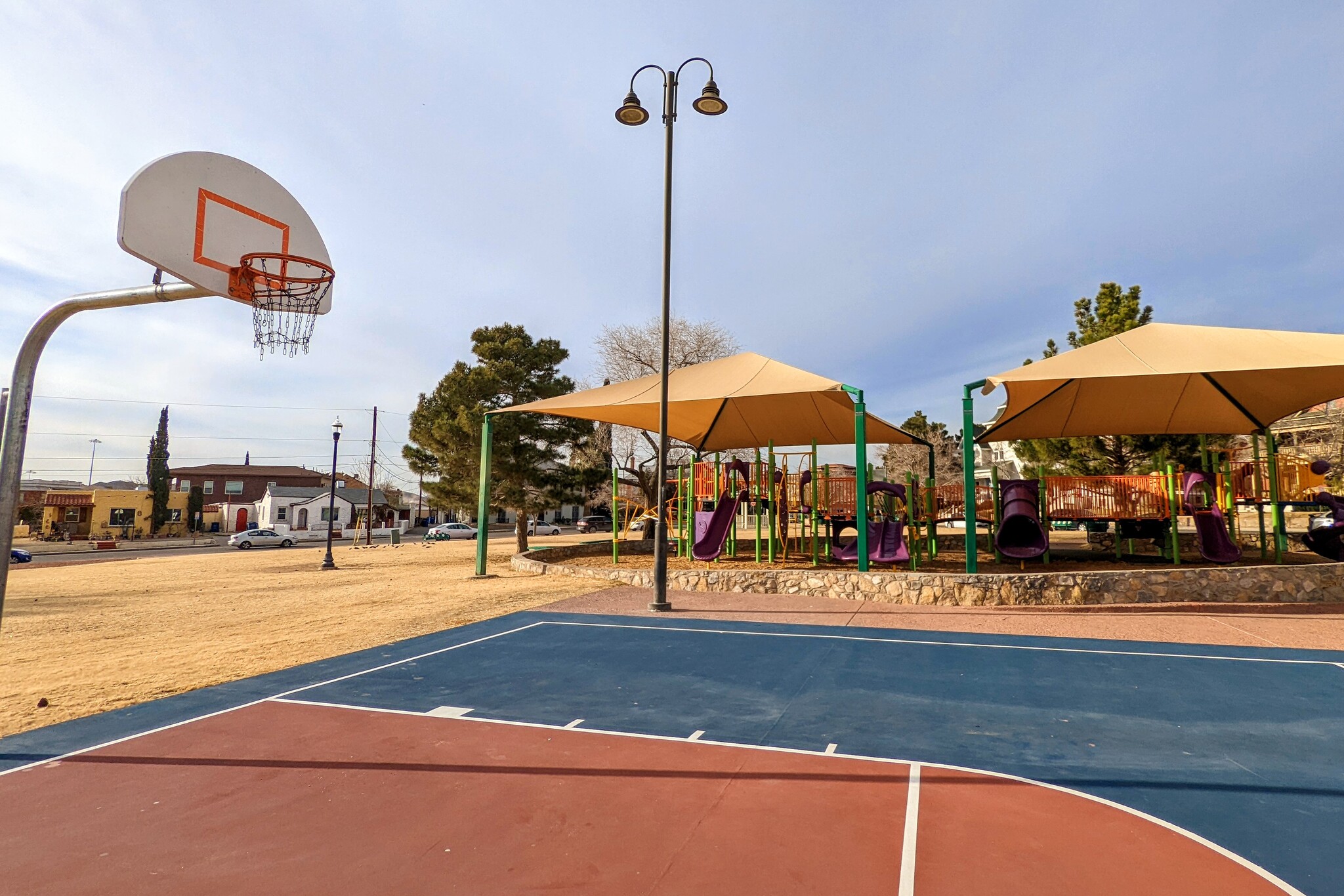 Mundy park is 2 blocks away with lighted basketball court and playground - 418 Fewel St