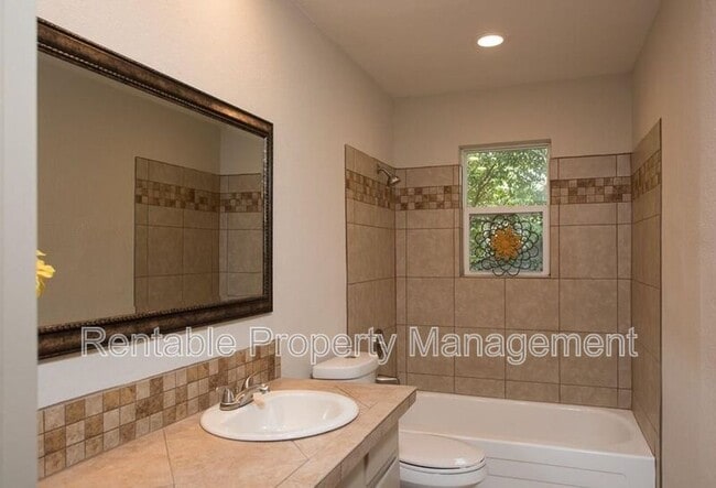 Building Photo - 5209 Rector Ave