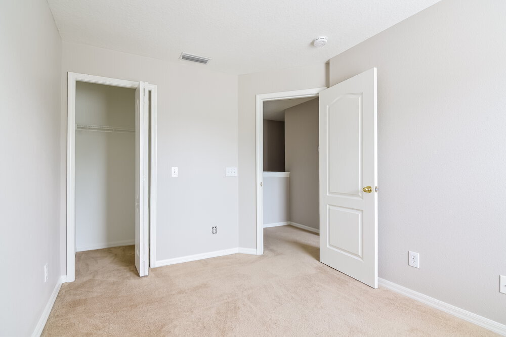 Building Photo - 8574 Deer Chase Dr