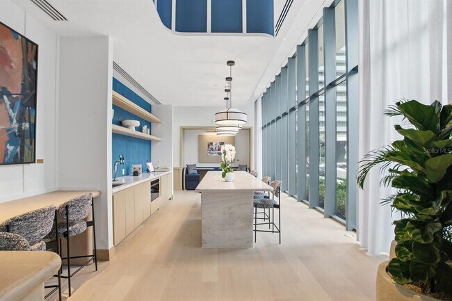 Building Photo - 3015 S Ysabella Ave