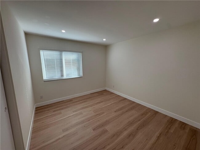 Building Photo - 23260 Forest Canyon Dr