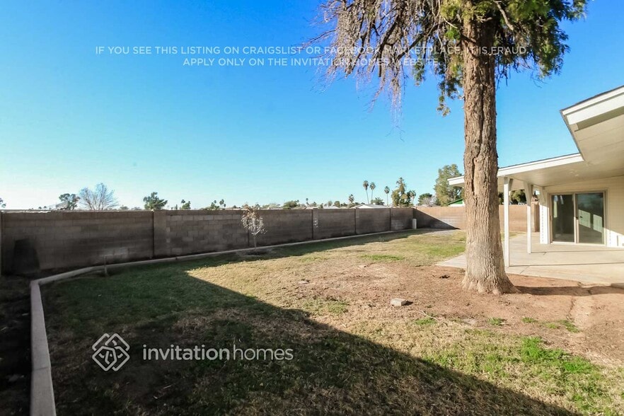 Building Photo - 309 W Palo Verde St