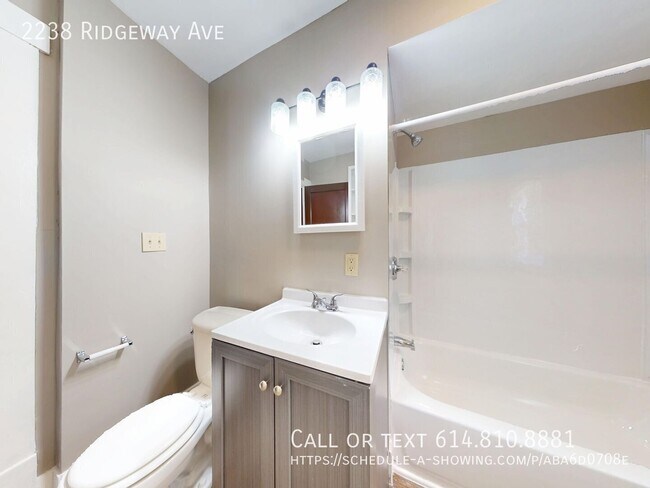 Building Photo - 2238 Ridgeway Ave