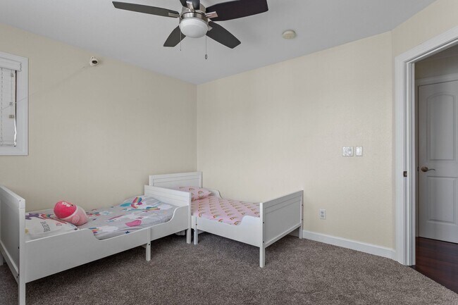 Building Photo - Welcome to your dream home in Norfolk, Virginia!